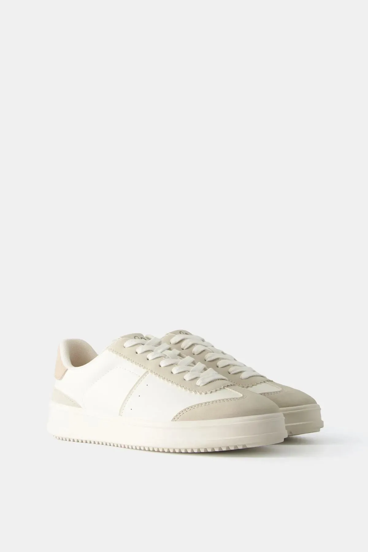 Bershka  Women's Retro Contrast Sneakers